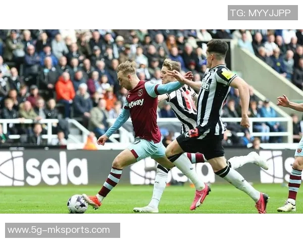 斯科蒂巴恩斯砍下准三双却遭绝杀第三节独得14分展现惊人状态 斯科蒂巴恩斯砍下准三双却遭绝杀第三节独得14分展现惊人状态