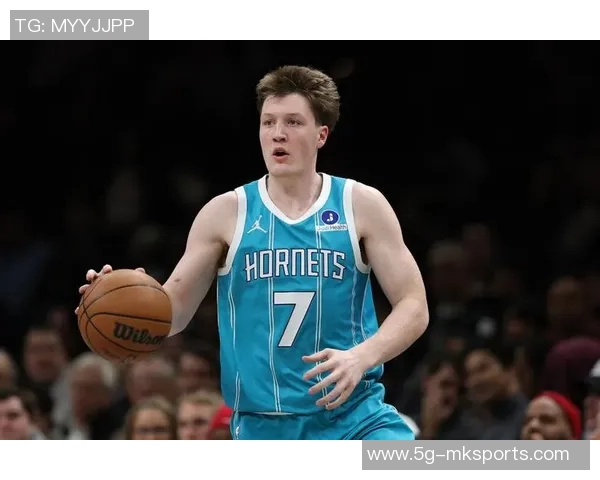 克尼佩尔表现平平却助力球队胜利8投4中仅得10分1板6助正负值高达23 克尼佩尔表现平平却助力球队胜利8投4中仅得10分1板6助正负值高达23